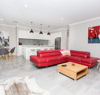 Best Central Wagga Townhouse - Accommodation BNB