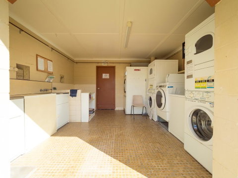 Biloela Caravan & Tourist Park - Accommodation BNB 1