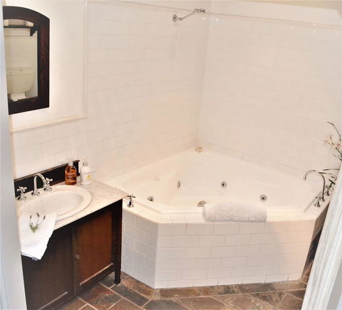 Bindley House B&B Cottage - Accommodation BNB 1
