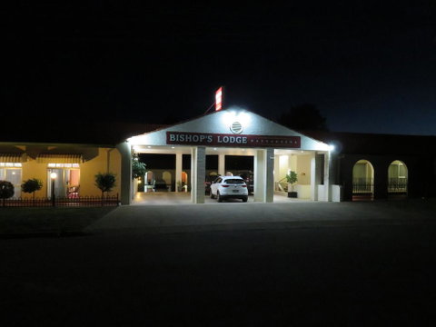 Bishops Lodge Narrandera - Accommodation BNB 1