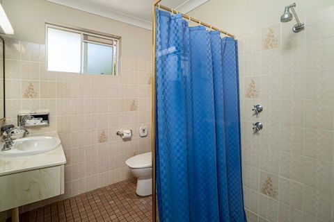 Blue Diamond Motor Inn - Accommodation BNB 1