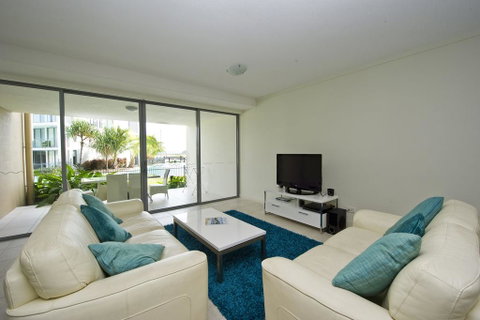 Blue On Blue Apartment 812 - Accommodation BNB 0