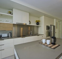 Blue on Blue Apartment 921 - Accommodation BNB