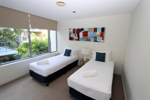 Blue On Blue Apartment 923 - Accommodation BNB 3