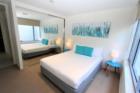 Blue On Blue Apartment 923 - Accommodation BNB 0