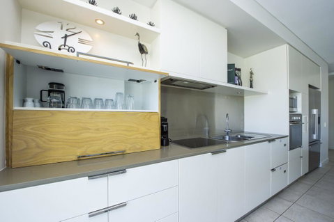 Blue On Blue Penthouse Apartment 335 - Accommodation BNB 3