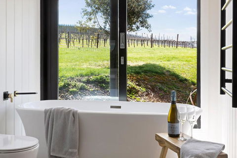 The Lodge By Mt Bellevue - Accommodation BNB 3