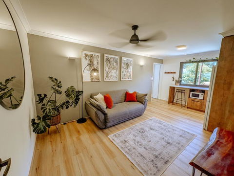 Welcome To Vineside - Accommodation BNB 3