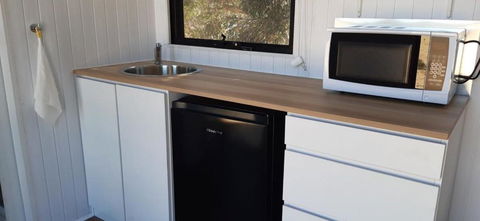 Willalooka Retreat By Tiny Away - Accommodation BNB 3