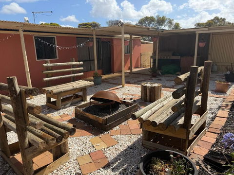 Woody House - Accommodation BNB 3