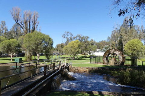 Private, Luxury Pinnacles Tour: Stargazing, Sand-boarding & Sightseeing - Accommodation BNB 2