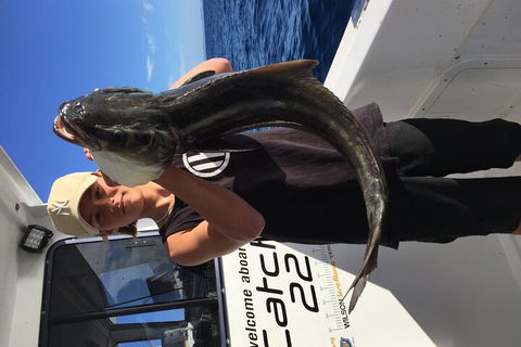 1/2 Day 5 Hour Offshore Fishing Charter - Accommodation BNB 3