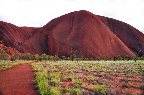 Ayers Rock Combo: Uluru Base And Sunset Plus Uluru Sunrise And Kata Tjuta With An Optional BBQ Dinner Or Kings Canyon Day Trip - Accommodation BNB 5