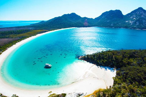 Wineglass Bay Private Charter Service - Accommodation BNB 2
