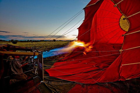 Early Morning Ballooning In Alice Springs - Accommodation BNB 0
