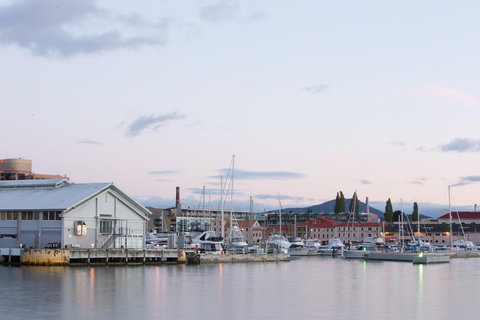 Hobart City Sightseeing Tour Including MONA Admission - Accommodation BNB 4