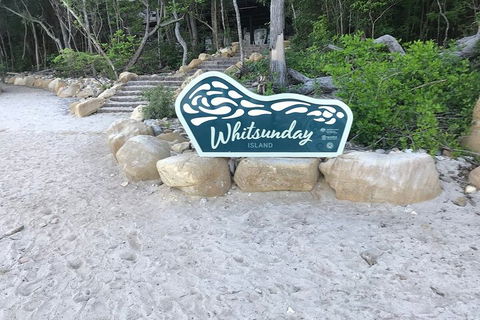 2 Night Small Group Whitsundays Sailing Adventure Aboard Mandrake - Accommodation BNB 1