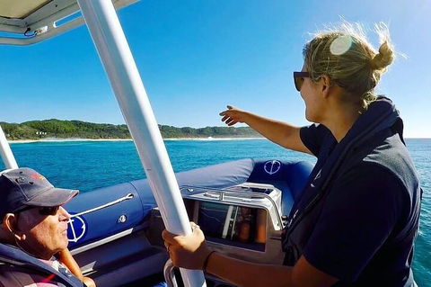 Julian Rocks Byron Bay Cruise - Accommodation BNB 3