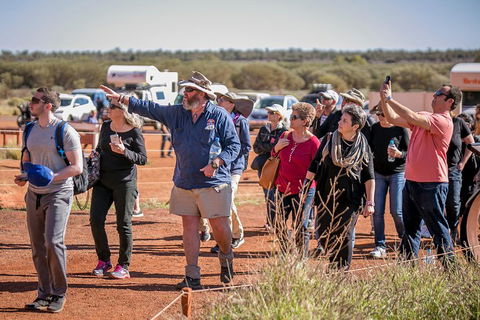 Ayers Rock Day Trip From Alice Springs Including Uluru, Kata Tjuta And Sunset BBQ Dinner - Accommodation BNB 1