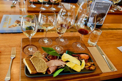 6-Day Tasmania Small-Group Guided Tour With Gourmet Food - Accommodation BNB 3