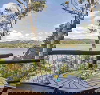 Sunshine Coast Private Scenic Guided Tour Inc. 2-Course Gourmet Lunch - Accommodation BNB