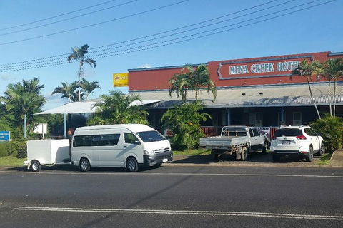 Airport Transfer To Or From Cairns Hotels For Up To 13 People - Accommodation BNB 3