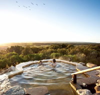 Peninsula Hot Springs  Wine Tasting - Day Tour