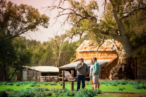 Yura Udnyu - Our Culture, Your Culture (Aboriginal Cultural Walk) - Accommodation BNB 0