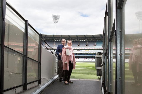 Ultimate Sports Lovers Bus Tour Of Melbourne - Accommodation BNB 3