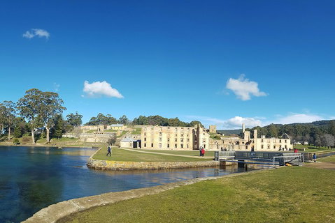 6-Day Tasmanian Explorer Adventure Tour From Hobart - Accommodation BNB 0